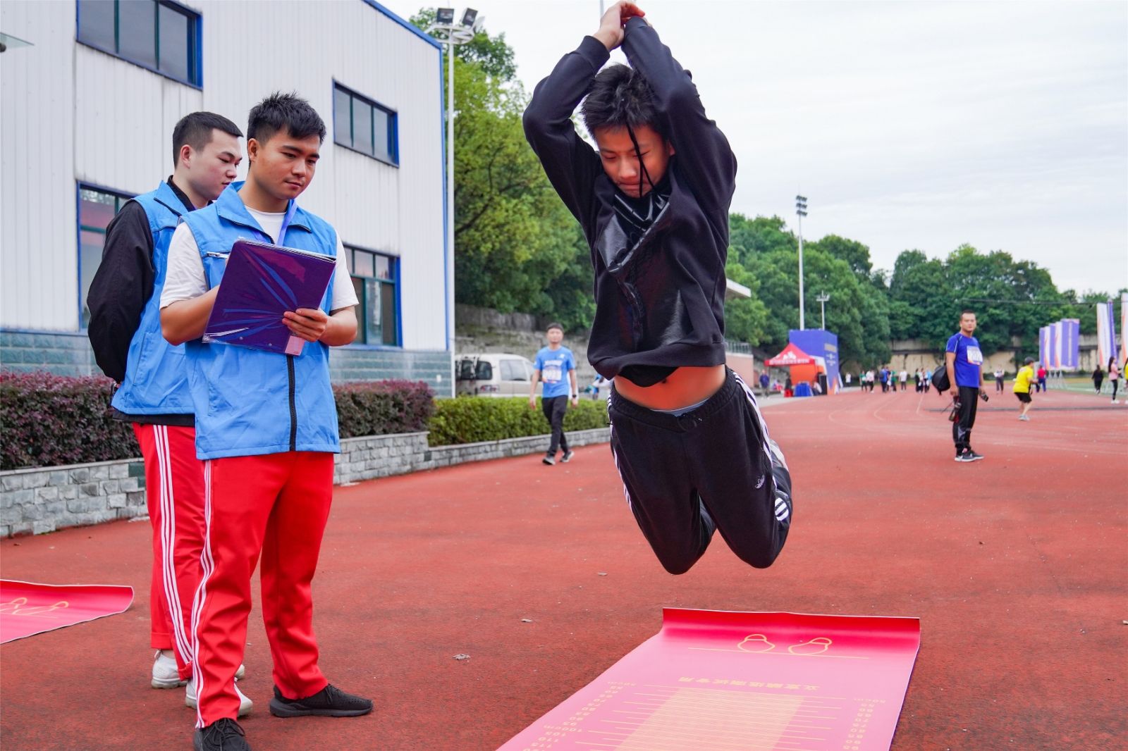 湖南熊猫体育管理有限公司